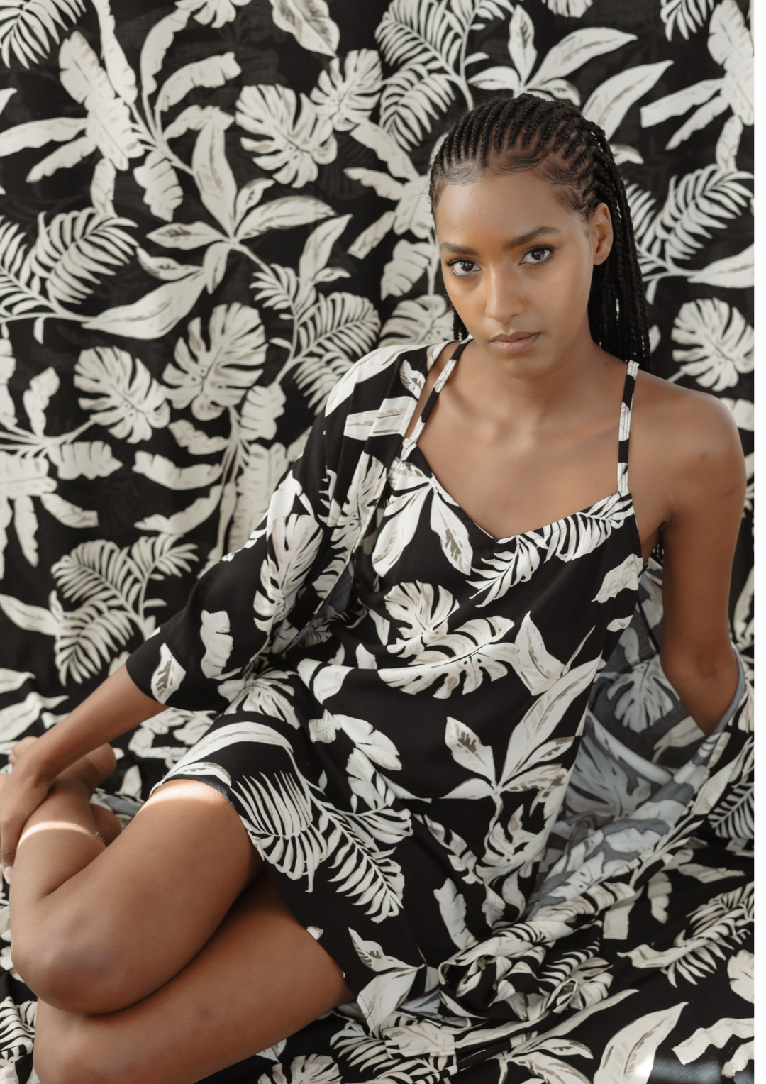 Labhra Short Robe