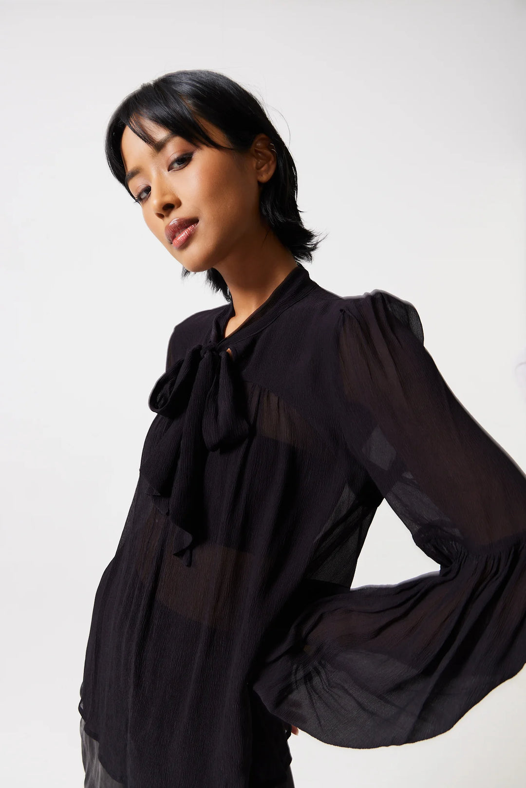 Neve Billow Sleeve Blouse