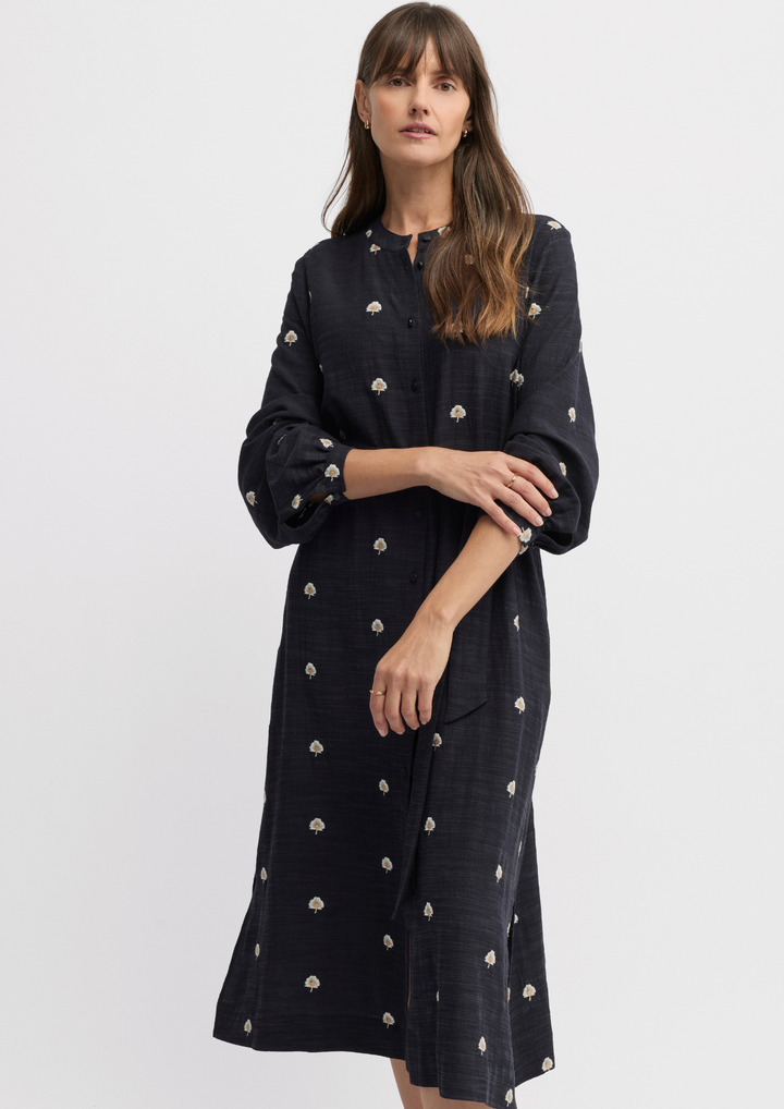 Queens Dress