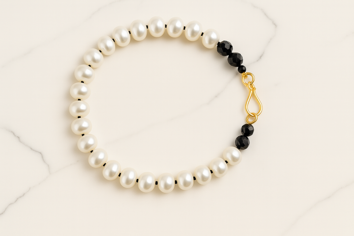 Lux Orbs In Black Pearls