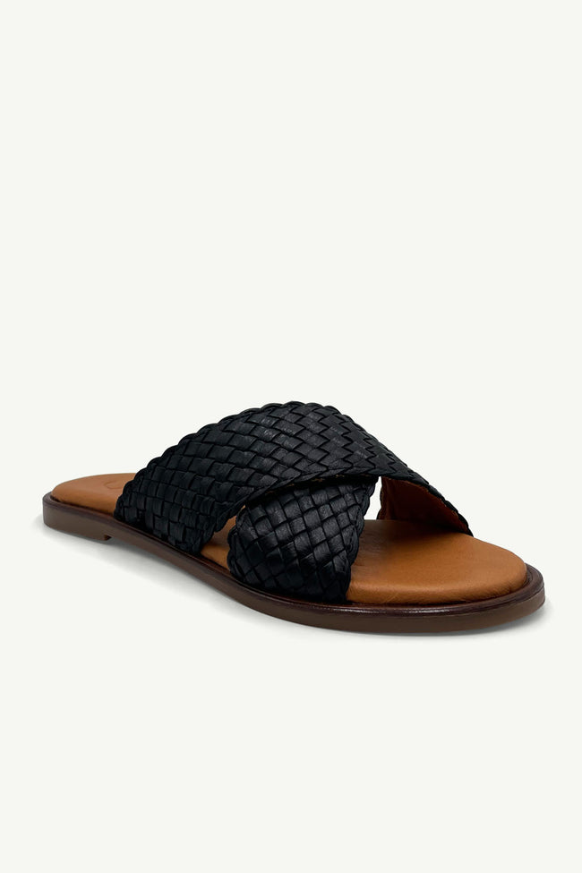 Kai Sandals