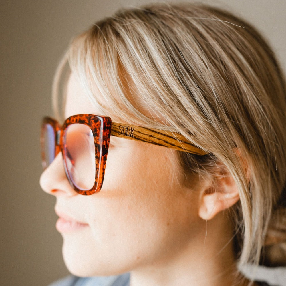 Riviera Tortoise Magnifying Reader
