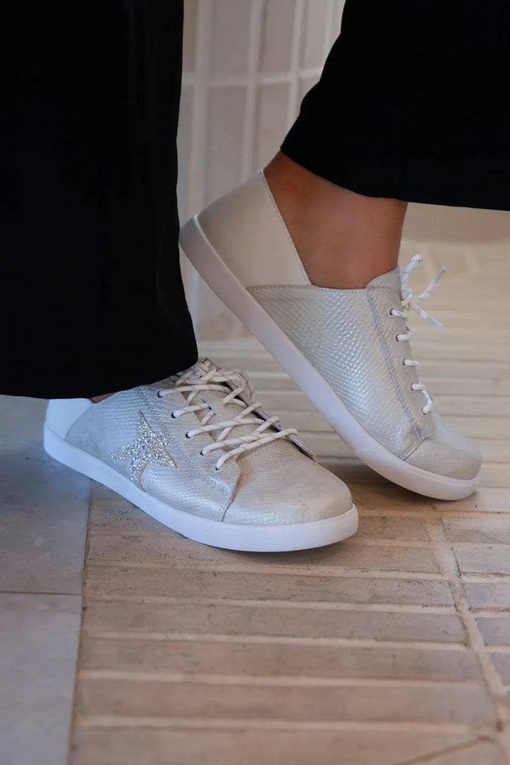 Vicki Sneaker